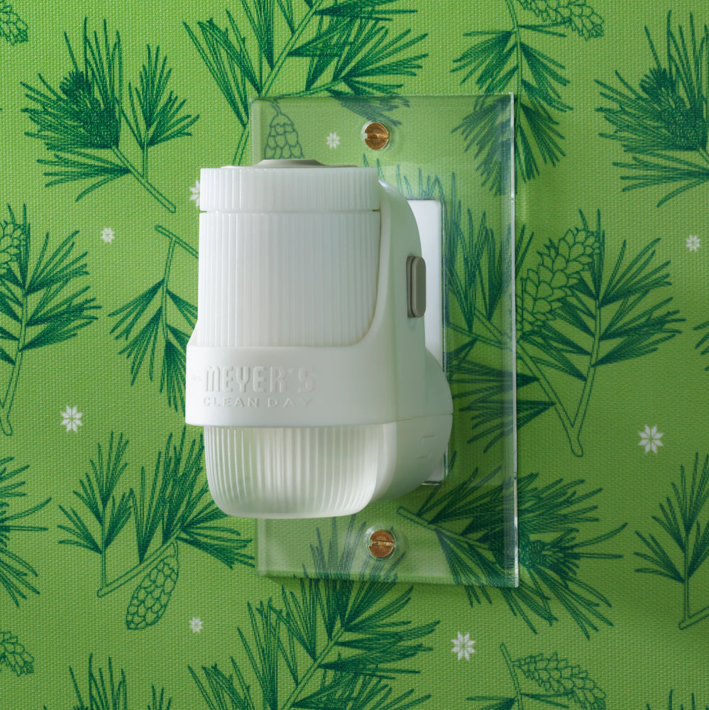 Iowa Pine Plug In Scented Oil Refill. 2-Pack - Image 12