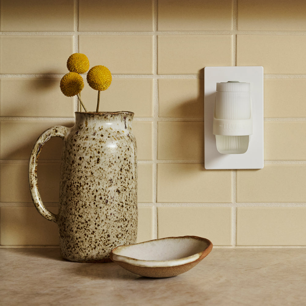 Lavender Plug In Scented Oil Warmer With Refill - Image 11